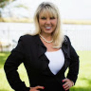 Meet your Posher, Teresa